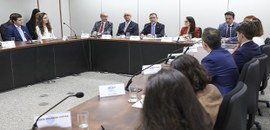 Ministro Kassio Nunes Marques defende a união de esforços e a divisão clara de responsabilidades...