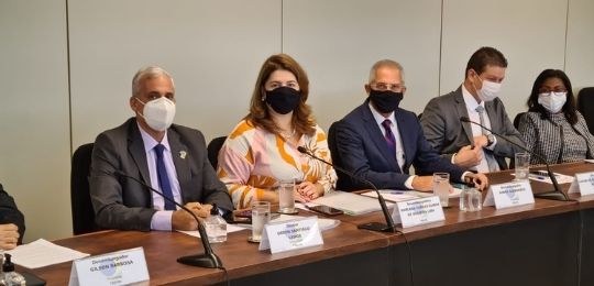André Guimarães participa de reunião dos presidentes dos TREs do Nordeste com o ministro Fachin André Guimarães participa de reunião dos presidentes dos TREs do Nordeste com o ministro Fachin