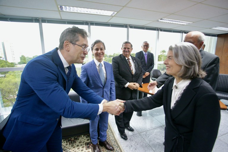 Em visita ao TRE-PE, presidente do TSE fala em prioridade para a biometria 4