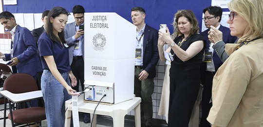 Foto: Nelson Jr/TSE - Programa de convidados internacionais 2º turno das eleições - 25.10.2026 