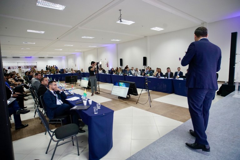 Inteligência artificial e aprimoramento do cadastro são debatidos no 2º dia do CCORELB 5