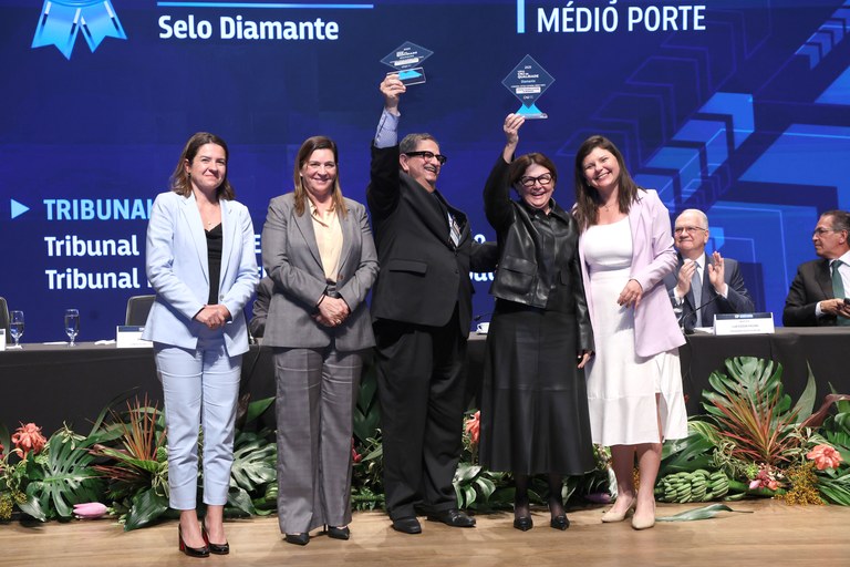 Magistrados e servidores representam o TRE-PE no 19º Encontro Nacional do Judiciário 2