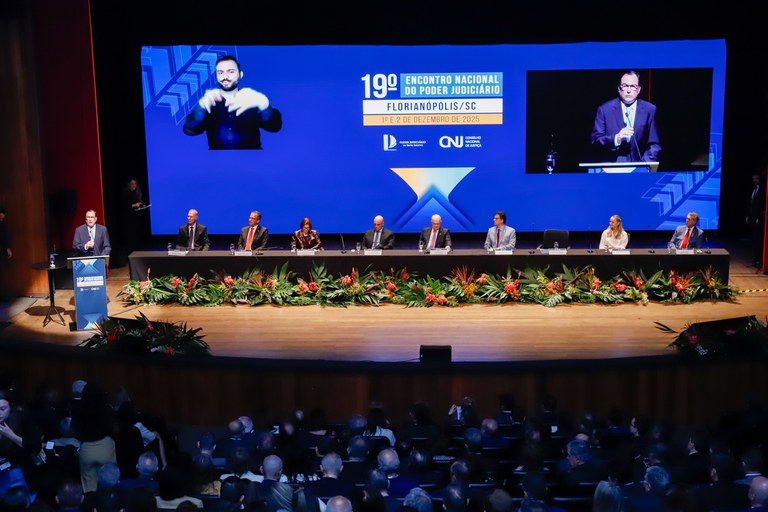 Magistrados e servidores representam o TRE-PE no 19º Encontro Nacional do Judiciário 5