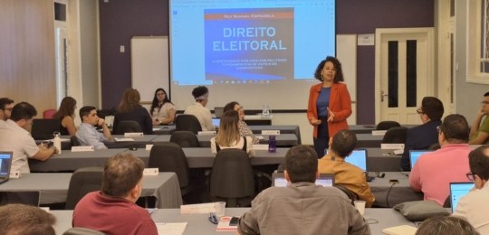 Ministra do TSE ministra aula em pós-graduação da EJE-PE Edilene Lôbo abordou a participação de grupos minorizados no processo democrático