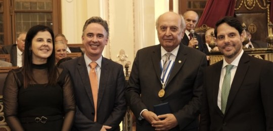 Presidente é homenageado no aniversário de 174 anos do IAP Evento aconteceu na Faculdade de Direito do Recife