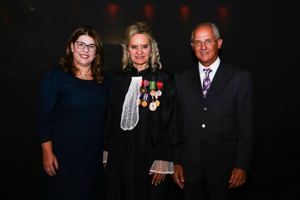 A desembargadora Nise Pedroso Lins de Sousa tomou posse na Presidência para o biênio 2023/2025