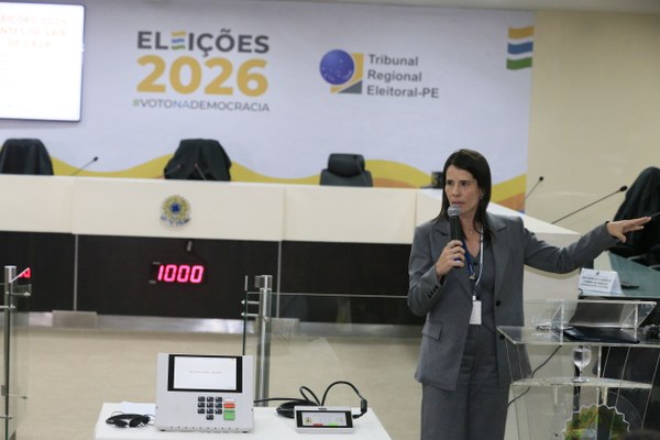 TRE- DG BRUNA CAMPELLO COLETIVA