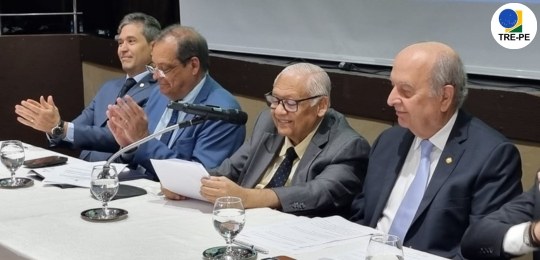 TRE-PE - Caruaru recebe a última reunião de juízes e chefes de cartório antes das eleições TRE-PE - Caruaru recebe a última reunião de juízes e chefes de cartório antes das eleições