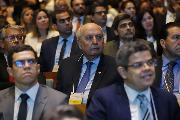 Comitiva do TRE-PE participa do Fórum Nacional VERDEMOCRACIA, em Belém