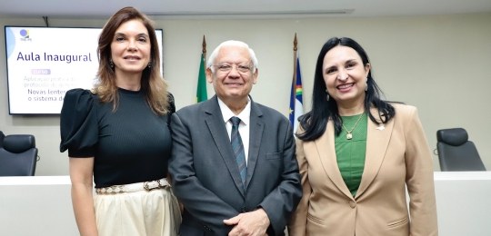 TRE-PE Conselheira do CNJ ministra aula inaugural de curso sobre Protocolo para Julgamento com Perspectiva de Gênero no TRE-PE 2 Conselheira do CNJ ministra aula inaugural de curso sobre Protocolo para Julgamento com Perspect...