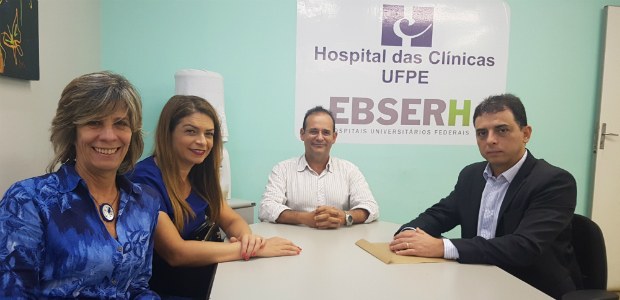 TRE-PE visita o Hospital das Clínicas com proposta de convênio


