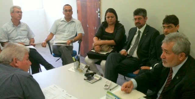 TRE-PE- Custódia Biometria Encontro para discutir o recadastramento biométrico, na Prefeitura de Custódia.