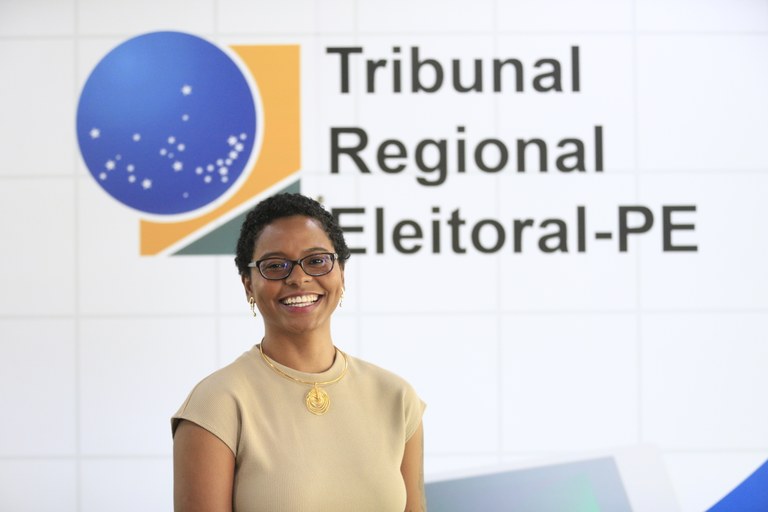TRE-PE dá posse a 31 novos servidores e reforça a atuação em todo o estado