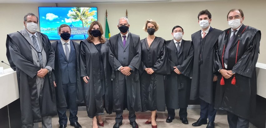 TRE-PE - Desembargador Carlos Gil encerra biênio TRE-PE - Desembargador Carlos Gil encerra biênio