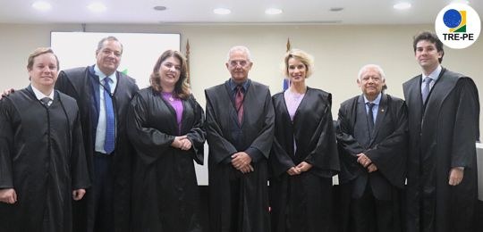 Cerimônia de despedida dos membros da Corte é realizada no TRE-PR