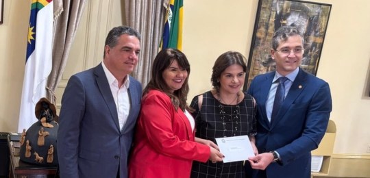TRE-PE- Desembargadores do TRE-PE entregam convites de posse no Palácio do Campo das Princesas Desembargadores do TRE-PE entregam convites de posse no Palácio do Campo das Princesas