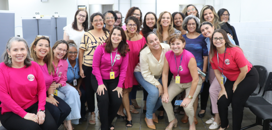 TRE-PE - Discriminação e assédio no trabalho são temas de roda de diálogo na Central de Atendimento do TRE-PE no Recife TRE-PE - Discriminação e assédio no trabalho são temas de roda de diálogo na Central de Atendime...