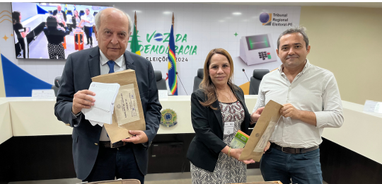 TRE-PE Eleição suplementar de Goiana: confira as urnas sorteadas para os testes de integridade e autenticidade Eleição suplementar de Goiana: confira as urnas sorteadas para os testes de integridade e autent...