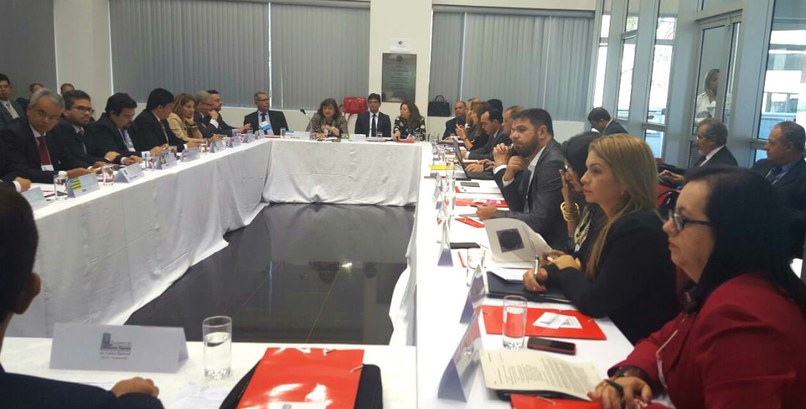 TRE-PE - Encontro de Diretores-gerais no TRE-ES DG Isabela Landim no Encontro de diretores-gerais no TRE-ES