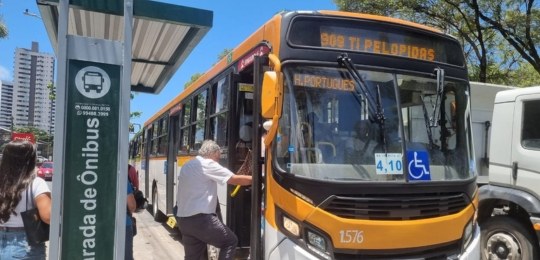 TRE-PE envia ofício ao governo estadual por transporte gratuito no dia da eleição TRE-PE envia ofício ao governo estadual por transporte gratuito no dia da eleição