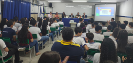 TRE-PE leva Programa Eleitor do Futuro a estudantes de Cumaru e Passira