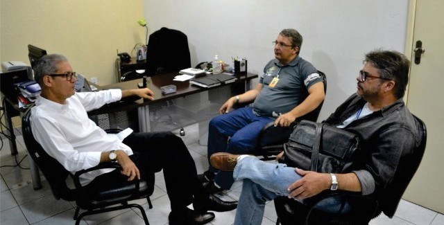 TRE/PE reunidos com o presidente da Faculdade de Ciências Aplicadas e Sociais de Petrolina (Faca...