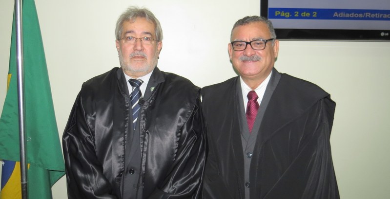 TRE-PE- Posse Fausto Campos 1 O Presidente do TRE-PE, Desembargador Fausto Campos e o Vice-Presidente, Desembargador Alberto V...