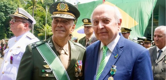 TRE-PE Presidente do TRE-PE recebe medalha como Patrono do Exército Brasileiro TRE-PE Presidente do TRE-PE recebe medalha como Patrono do Exército Brasileiro