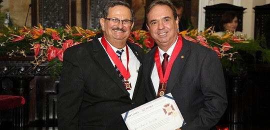Desembargador Agenor Ferreira de Lima Filho foi um dos agraciados com a Medalha "Desembargador D...
