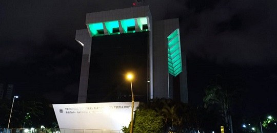TRE-PE promove ações em homenagem ao Mês do Meio Ambiente TRE-PE promove ações em homenagem ao Mês do Meio Ambiente