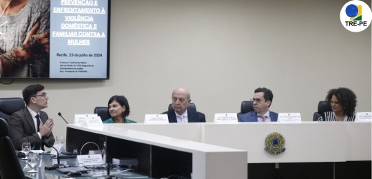 TRE-PE promove simpósio sobre enfrentamento à violência contra a mulher TRE-PE promove simpósio sobre enfrentamento à violência contra a mulher
