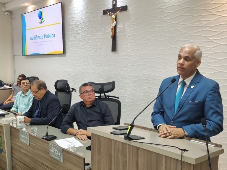 TRE-PE realiza audiências públicas sobre biometria em Pesqueira, Poção e São Bento do Una