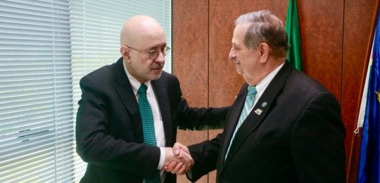 TRE-PE recebe presidente do TJPE para tratar de eleições e cooperação institucional