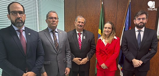 TRE-PE- Recebe visita da AGU