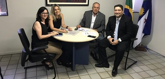 Desembargador Delmiro Campos participa de reunião na Escola do Legislativo (ALEPE) com o objetiv...