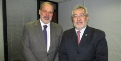 Senador Armando Monteiro fez uma visita de cortesia ao Presidente em exercício, Des. Fausto Camp...