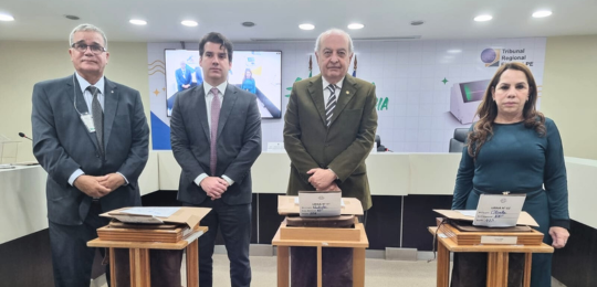 Solenidade aconteceu na manhã deste sábado (26), na sede do Tribunal