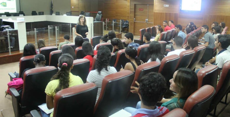 Treinamento de nova turma de estagiários que serão encaminhados para o atendimento biométrico