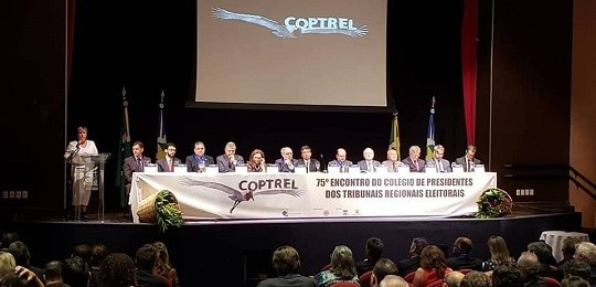 
Justiça Eleitoral brasileira se reuniu para discutir questões institucionais