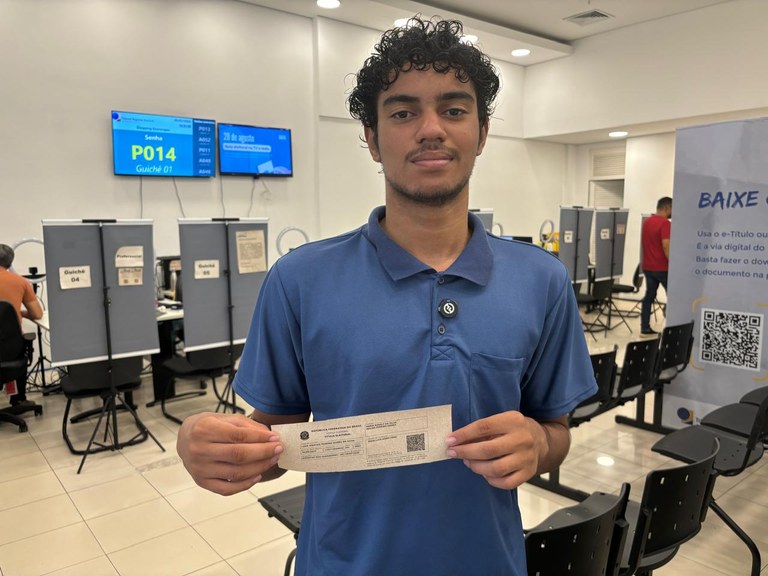 o estudante Luan Vinícius Pereira Gomes da Silva