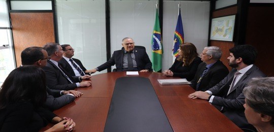 Presidente do Tribunal, desembargador Frederico Neves, recebe o presidente da Ordem, Bruno Bapti...