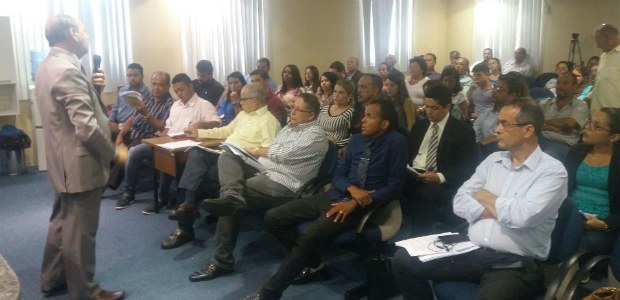 TRE-PE - Palestra Henrique Melo Câmara Municipal Recife TRE-PE - Palestra Henrique Melo Câmara Municipal Recife